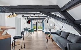 NUVANA FLATS - Loft 522 Dachterrasse mit Altstadtflair